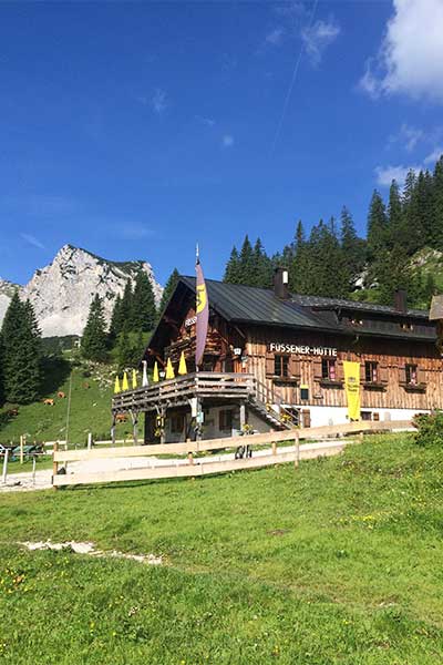 Artikelbild Füssener Hütte in den Tannheimer Bergen